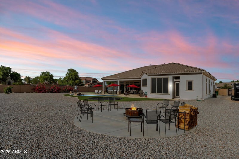 10420 Erin Ct, Waddell, AZ 85355