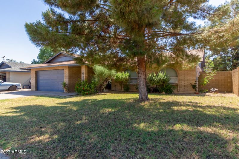 10420 N 44th Dr, Glendale, AZ 85302