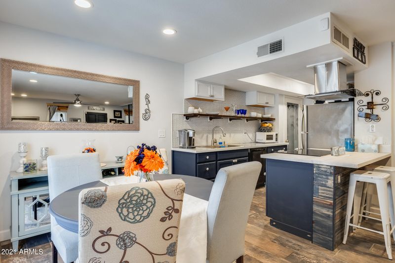 10420 N 9th St #2, Phoenix, AZ 85020