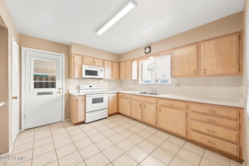 10420 Corte Del Sol Oeste --, Sun City, AZ 85351
