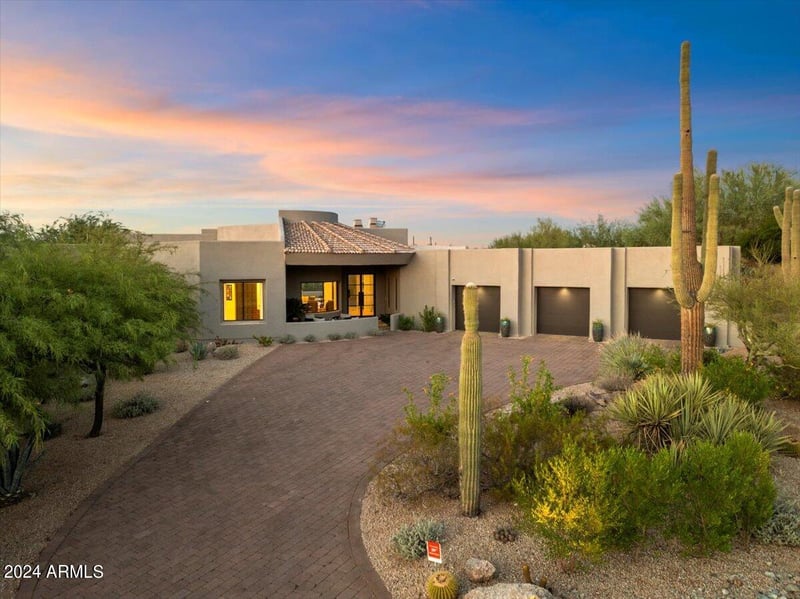 10422 Mark Ln, Scottsdale, AZ 85262