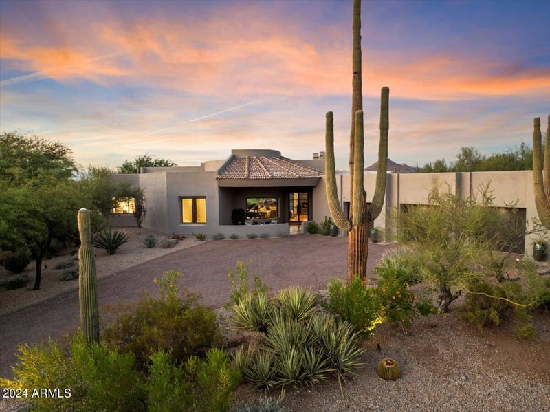 10422 Mark Ln, Scottsdale, AZ 85262