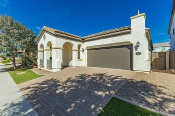 10422 Nido Ave, Mesa, AZ 85209