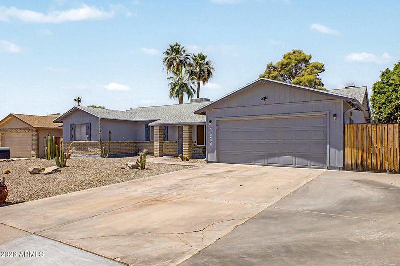 10422 44th St, Phoenix, AZ 85044