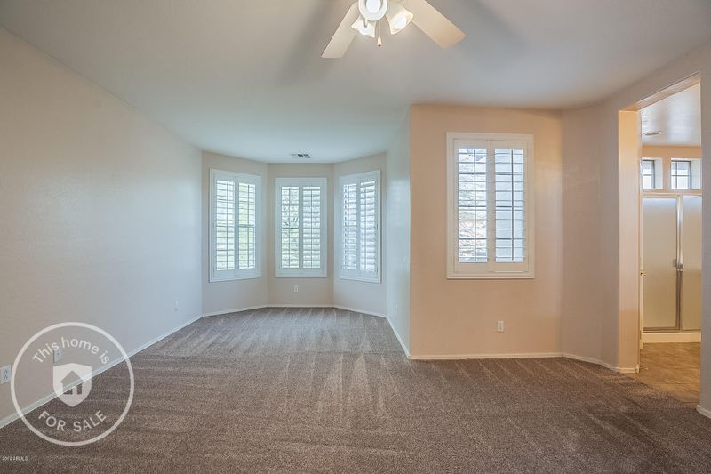 10423 E Knowles Ave, Mesa, AZ 85209