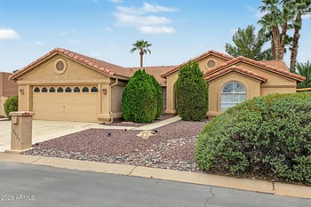 10423 E Nacoma Dr, Sun Lakes, AZ 85248