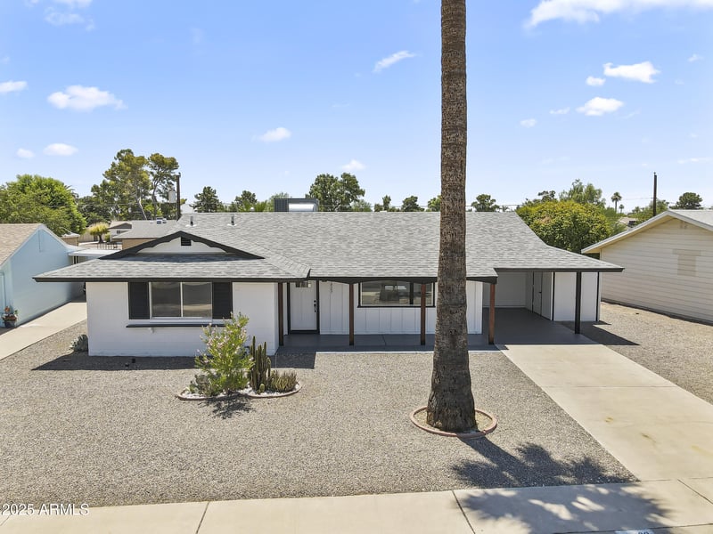 10423 Monterosa Dr, Sun City, AZ 85351
