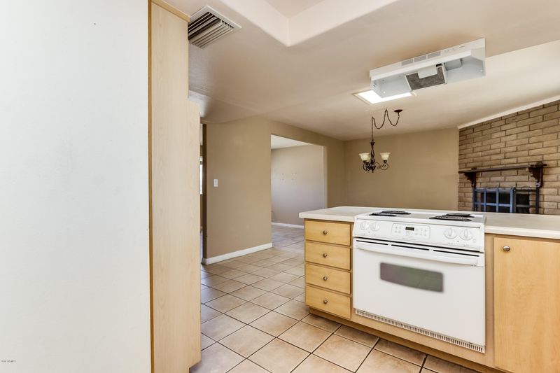 10423 W Devonshire Ave, Phoenix, AZ 85037