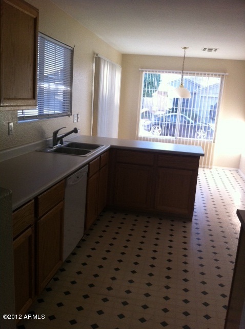10423 W Reade Ave, Glendale, AZ 85307