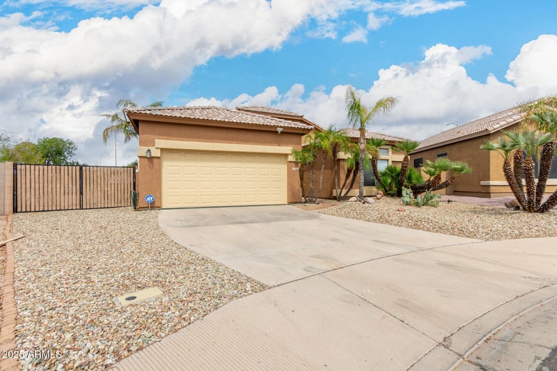 10424 Forge Ave, Mesa, AZ 85208