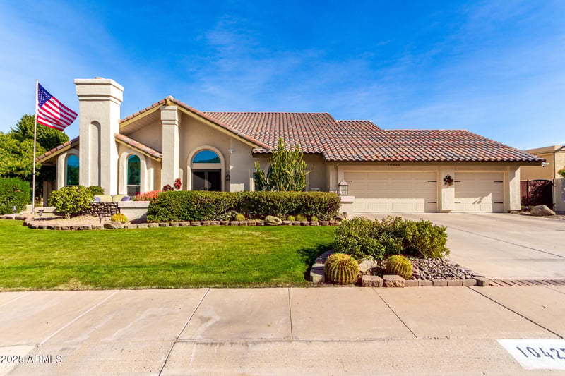 10425 23rd St, Phoenix, AZ 85028