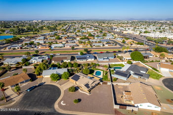 10425 Balboa Dr, Sun City, AZ 85351