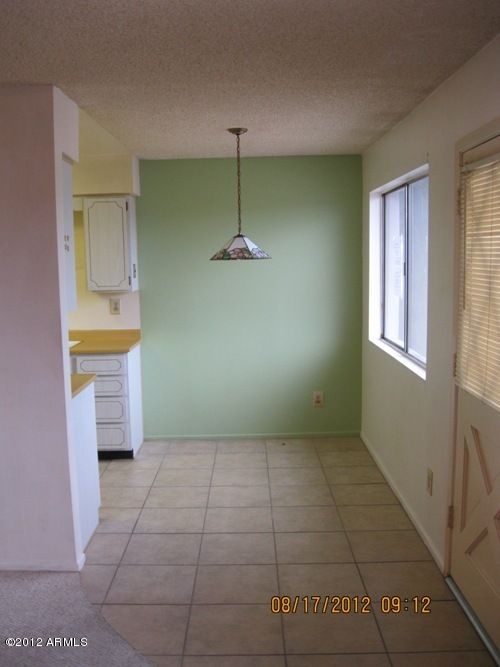 10425 N 97 Dr #B, Peoria, AZ 85345