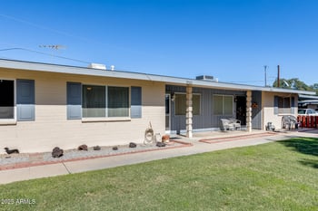 10426 Deanne Dr, Sun City, AZ 85351