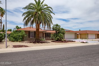 10426 Sutters Gold Ln, Sun City, AZ 85351