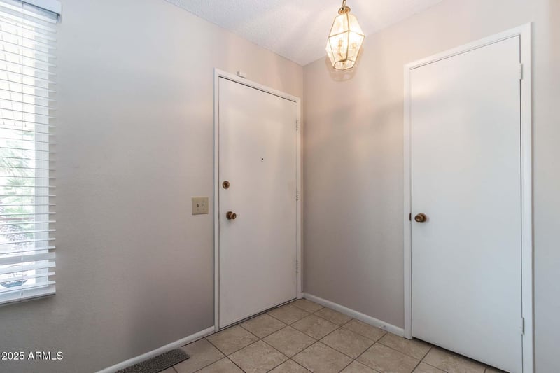 10426 Sutters Gold Ln, Sun City, AZ 85351