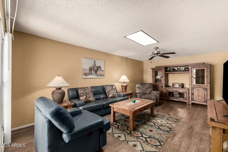 10426 Ocotillo Dr, Sun City, AZ 85373