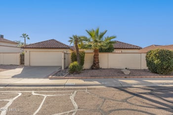 10428 53rd Dr, Glendale, AZ 85302