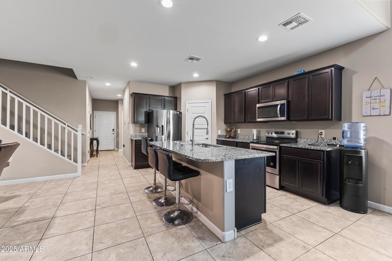 10428 54th Ln, Laveen, AZ 85339