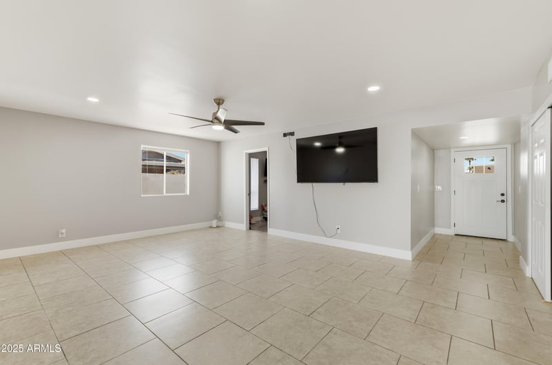 10428 Calle De Plata St, Phoenix, AZ 85037