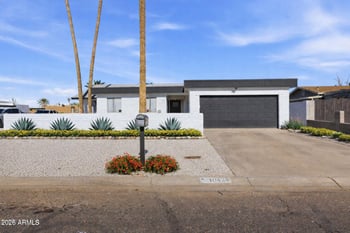 10428 Calle De Plata St, Phoenix, AZ 85037