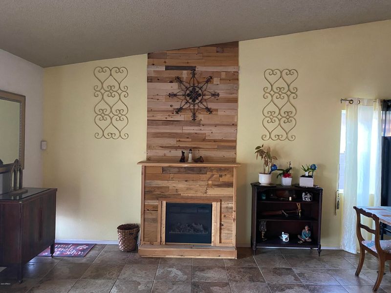 10428 W Devonshire Ave, Phoenix, AZ 85037