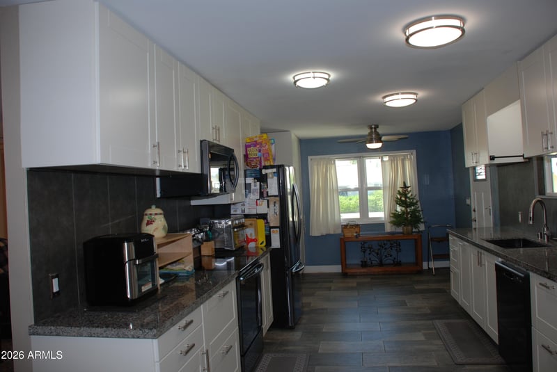 10428 W Meade Dr, Sun City, AZ 85351