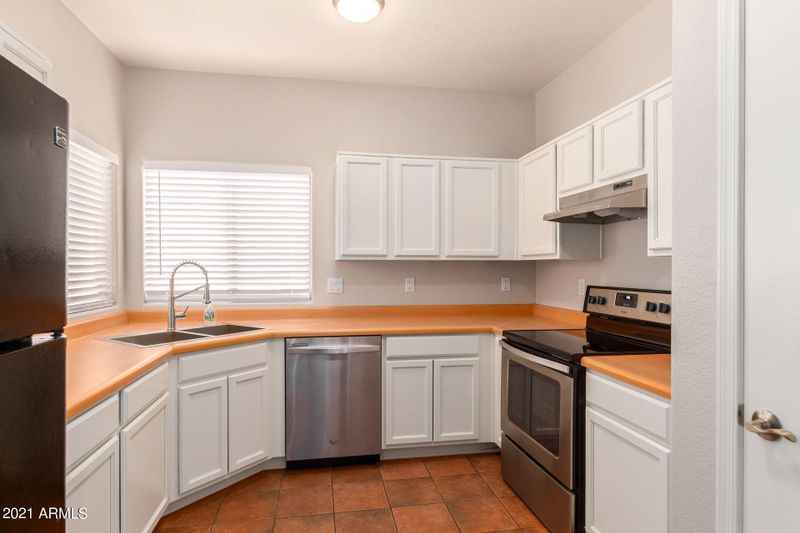 10429 E Bonnell St, Apache Junction, AZ 85120