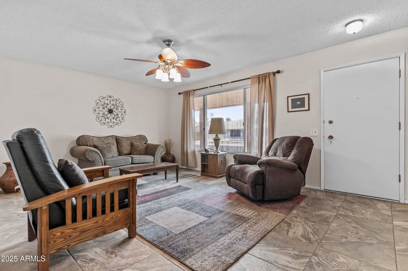 10429 Indian Wells Dr, Sun City, AZ 85373
