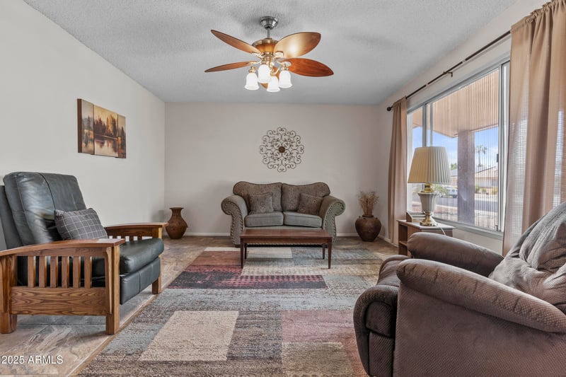 10429 Indian Wells Dr, Sun City, AZ 85373