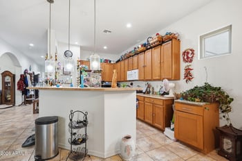 10429 Sands Dr, Peoria, AZ 85383