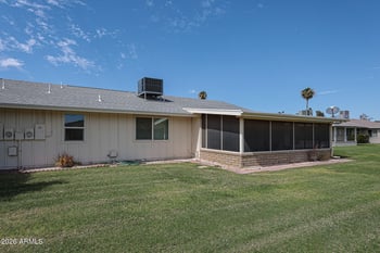 10429 W Prairie Hills Cir, Sun City, AZ 85351