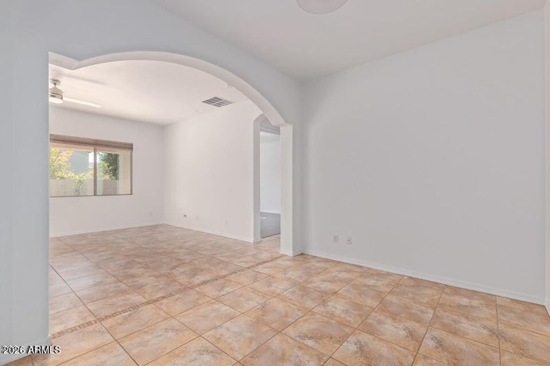 10429 Sands Dr, Peoria, AZ 85383