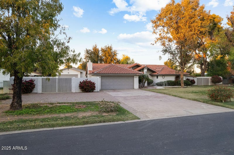 10432 Avalon Dr, Avondale, AZ 85392