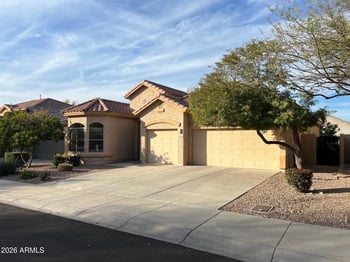 10432 Los Gatos Dr, Peoria, AZ 85383