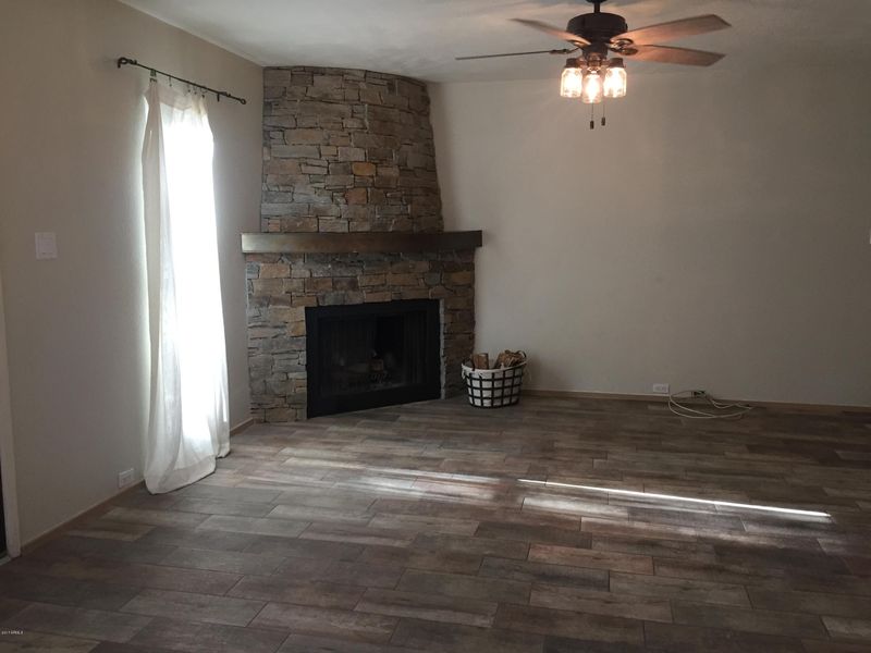 10432 N 11th St #1, Phoenix, AZ 85020