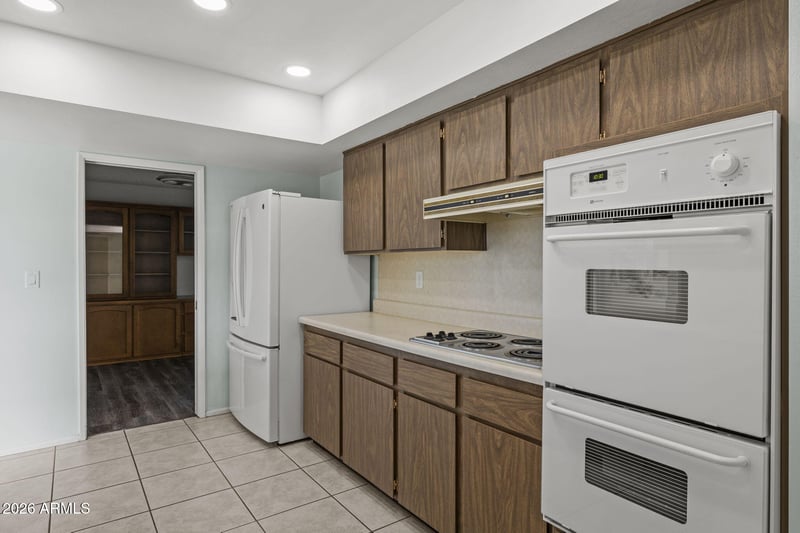 10432 W Desert Forest Cir, Sun City, AZ 85351