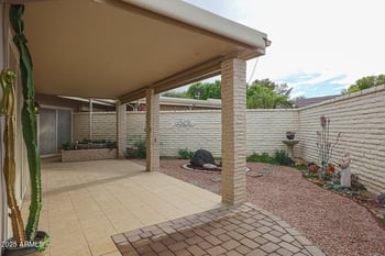 10433 Hutton Dr, Sun City, AZ 85351