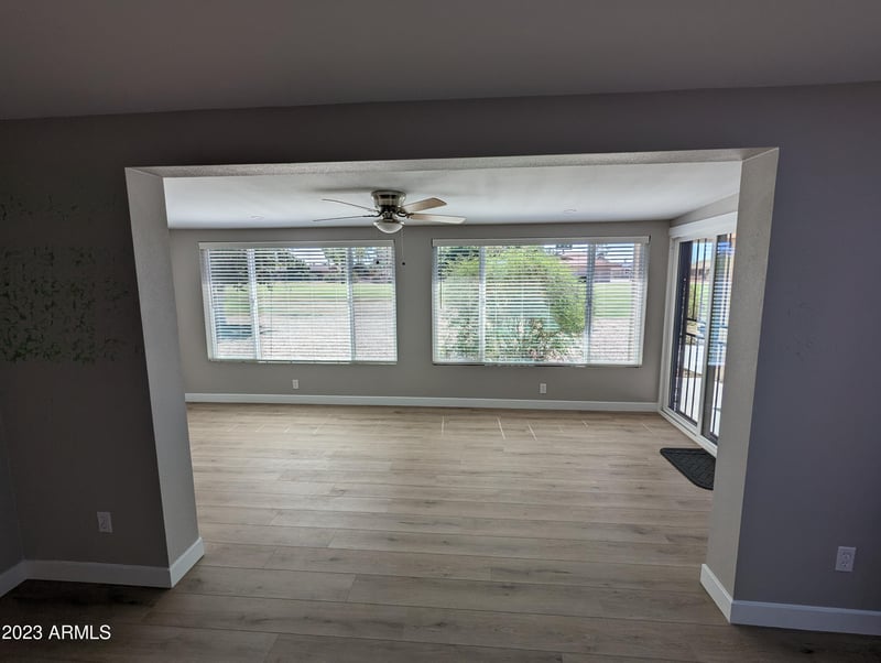 10433 Oakmont Dr, Sun City, AZ 85351