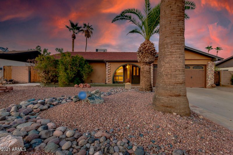 10435 S 44th St, Phoenix, AZ 85044