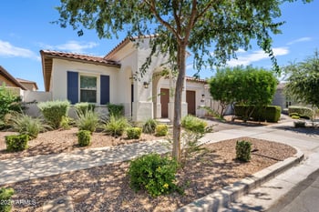 10437 Palladium Dr, Mesa, AZ 85212