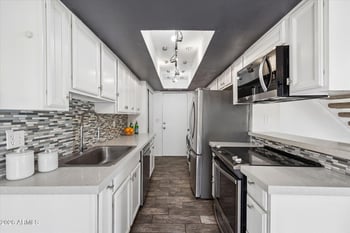 10437 N 11th St #2, Phoenix, AZ 85020