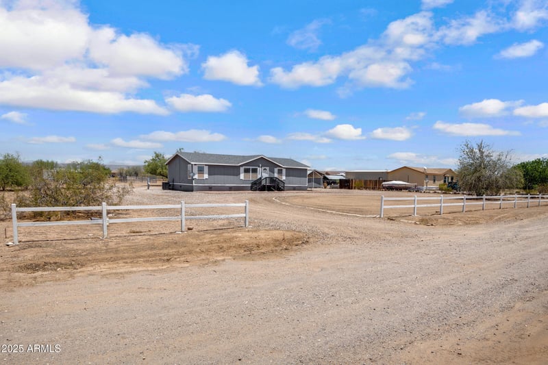 10438 Bella Ln, San Tan Valley, AZ 85143