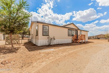 10439 Bella Ln, San Tan Valley, AZ 85143