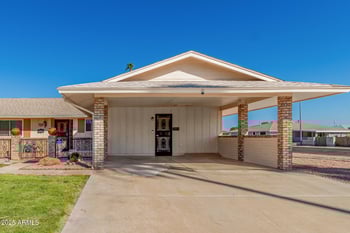10439 Kingswood Cir, Sun City, AZ 85351