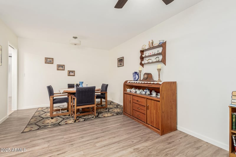 10439 Saratoga Cir, Sun City, AZ 85351