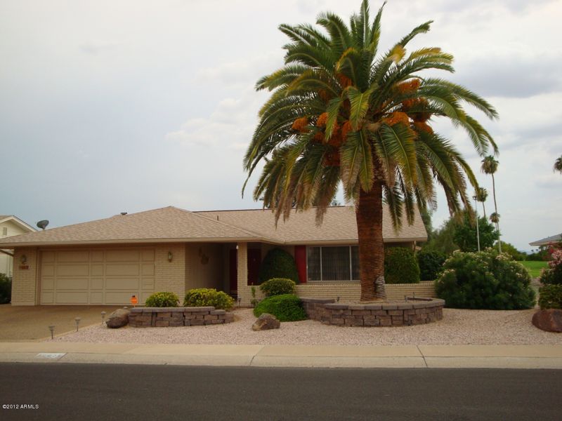 10439 W White Mountain Rd, Sun City, AZ 85351