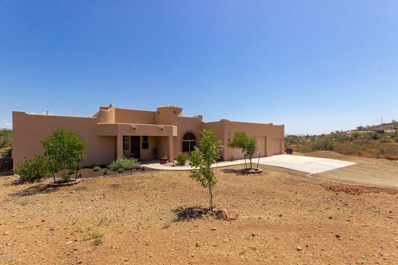 1044 E Old West Way, Phoenix, AZ 85085