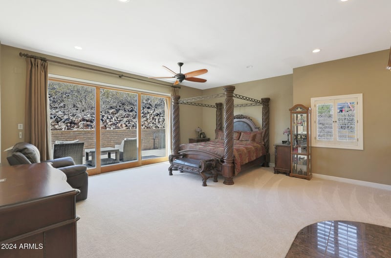 1044 Indian Hills Pl, Phoenix, AZ 85023