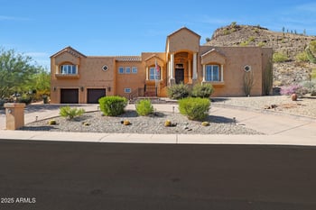 1044 Indian Hills Pl, Phoenix, AZ 85023